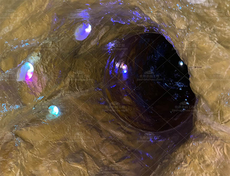 城市探洞.jpg 城市探洞